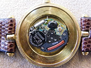 グッチ腕時計の修理をしました。【分解掃除・電池交換】－時計修理